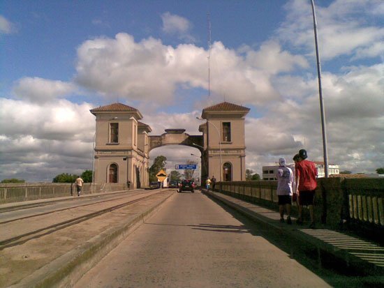 Atravessando para Rio Branco / Uruguay